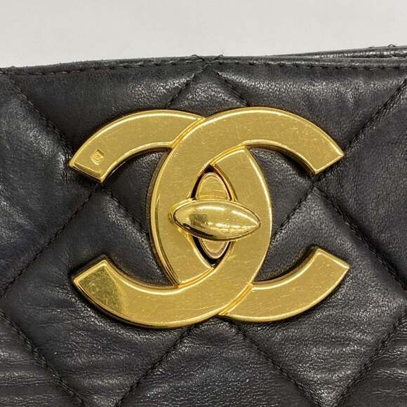 CHANEL Black Lambskin Leather Tote Bag - Picture 13 of 14